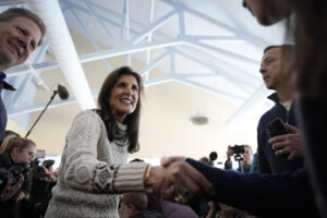 desantis-dropping-out-puts-spotlight-on-haley-before-new-hampshire