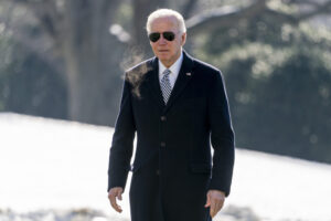 biden-mourns-missing-navy-seals-as-‘very-best-of-our-country’