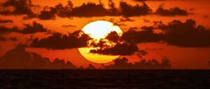 fact-check:-no,-the-sun-and-the-moon-are-not-the-same-size