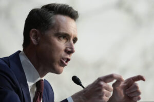 hawley-introduces-bill-to-cut-dhs-funding-of-‘liberal-propaganda’-under-guise-of-‘media-literacy’