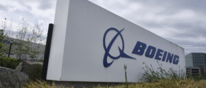 united-airlines-ceo-says-they-are-making-plans-without-boeing-after-manufacturing-issues