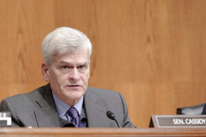 cassidy-and-foxx-call-for-investigation-into-biden’s-‘botched’-student-aid-rollout
