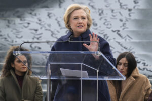 hillary-clinton-does-macarena-in-spain-after-foreign-affairs-minister-meeting