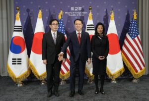 russia’s-north-korea-ties-force-south-korea-into-closer-relationship-with-us-and-japan