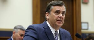 jonathan-turley-says-hunter-biden’s-financier-threatened-him-with-defamation-lawsuit