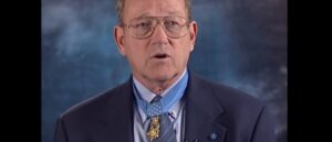 first-vietnam-war-veteran-to-receive-medal-of-honor-dies-at-89
