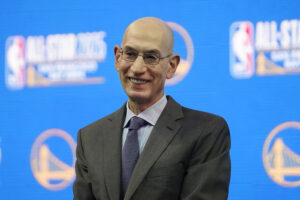 nba-to-extend-adam-silver-as-commissioner:-report