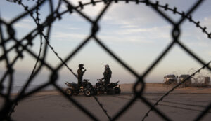 the-debrief-with-conn-carroll:-supreme-court-texas-border-wire-ruling