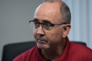 uaw-president-says-union-is-‘not-afraid’-of-biden’s-ev-mandate:-supports-‘working-class-issues’