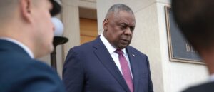 lloyd-austin-returns-to-the-pentagon-for-the-first-time-since-jan-1-secretive-hospitalization