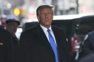 trump-illinois-ballot-eligibility-at-risk-ahead-of-election-board-vote