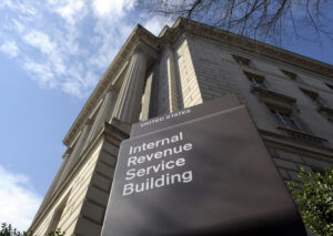 tax-season-2024:-your-guide-to-deadlines,-filing,-and-refunds