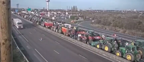 french-farmers-lay-‘seige’-to-paris-to-protest-environmental-red-tape