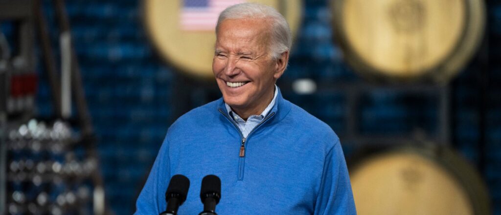 biden-campaign-reportedly-has-taylor-swift-endorsement-at-the-top-of-their-wishlist