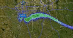 texas-meteorologists-believe-mysterious-blob-spotted-on-radar-was-military-“chaff”