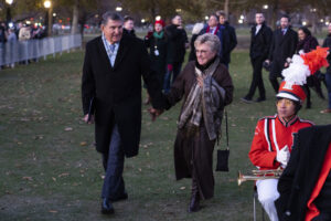 joe-manchin’s-wife-hospitalized-after-car-crash-in-alabama