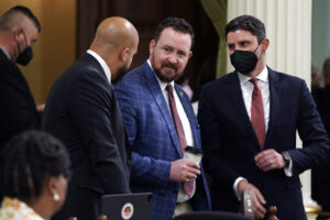california-republican-accused-of-changing-his-name-to-soak-up-another-man’s-popularity