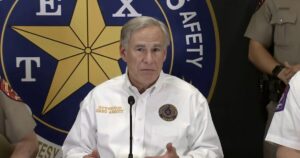 texas-governor-greg-abbott-warns-sanctuary-cities-to-get-ready-for-more-immigrants
