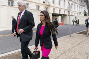 house-republican-cliff-bentz-will-support-mayorkas-impeachment-following-call-for-‘regular-order’