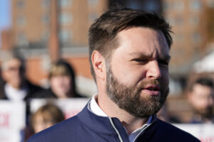 jd-vance-says-republicans-calling-to-strike-iran-are-‘living-in-the-past’