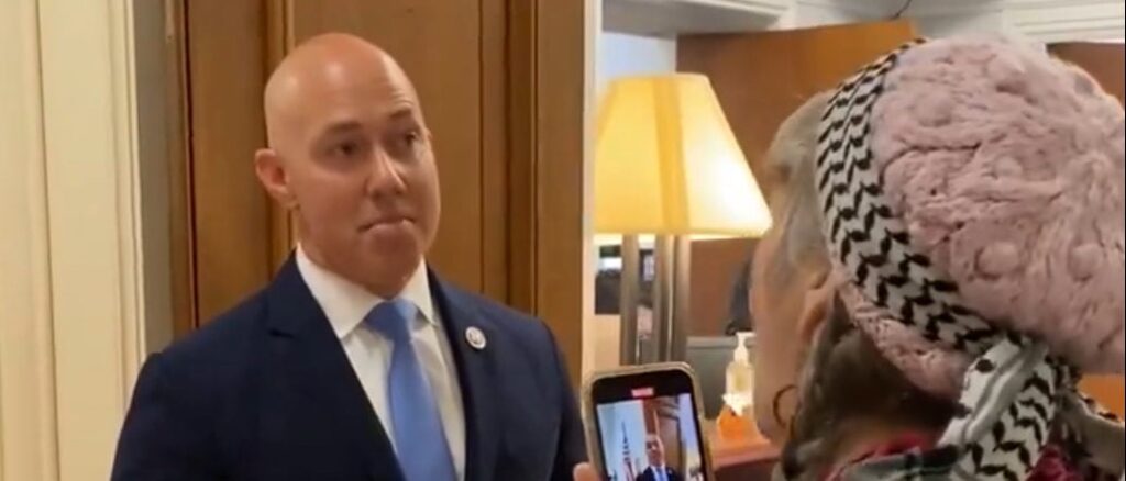 ‘you’re-full-of-sh*t!’:-protester-berates-brian-mast-after-he-calls-un-‘moronic’-for-creating-unrwa