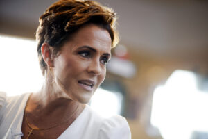 kari-lake-raised-more-money-challenging-2022-results-than-for-her-2024-comeback