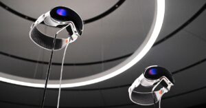 apple’s-vision-pro-is-trying-to-solve-a-nearly-unsolvable-problem