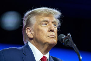 trump-calls-uaw-‘hopeless-case’-and-says-autoworkers-will-be-jobless-under-biden