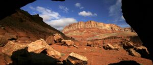report:-19-year-old-dies-while-taking-pictures-on-utah-cliff