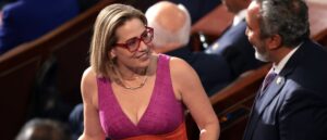 sen.-kyrsten-sinema-spent-$77,000-of-campaign-funds-on-chevrolet-vehicle,-filings-show
