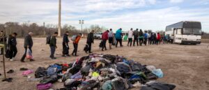 texas-pays-huge-bus-fare-sending-migrants-to-sanctuary-cities