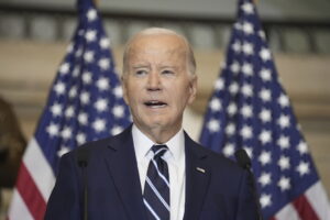 the-debrief-with-conn-carroll:-biden’s-border-problem-and-the-mideast-disaster