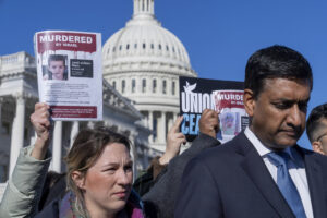 a-top-biden-campaign-surrogate-is-also-one-of-the-president’s-vocal-critics