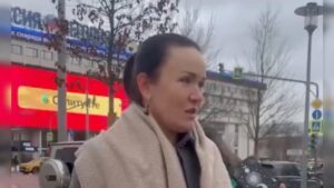 russians-react-to-tucker-carlson-visiting-moscow-(video)-|-the-gateway-pundit-|-by-anthony-scott