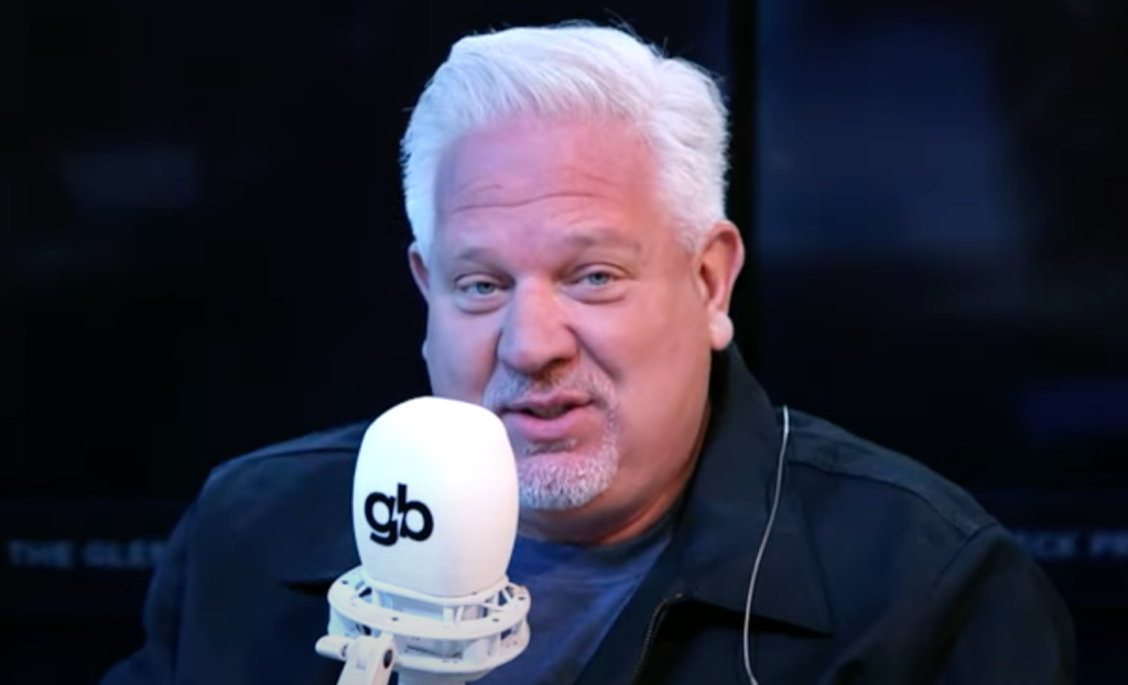 censors-come-for-glenn-beck:-apple-podcasts-de-platforms-his-show