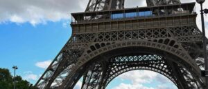 fact-check:-image-showing-farmers-in-paris-is-artificially-created