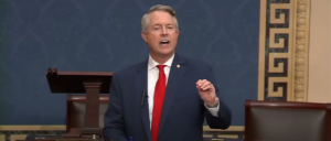 senate-democrats-block-resolution-to-deem-border-crisis-an-‘invasion’