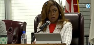 ‘you-all-are-black!’:-besieged-dem-mayor-scolds-critics-for-‘attacking-a-black-woman-that’s-in-power’