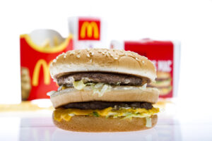 fast-food-restaurants-could-see-price-hikes-in-california-as-worker-pay-rises