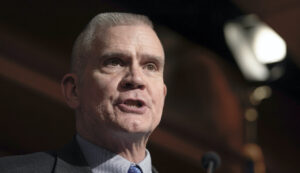 rosendale-mounts-lonely-quest-for-senate-in-montana