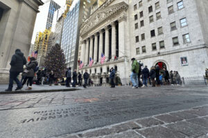 s&p-500-closes-above-5,000-for-first-time-in-latest-wall-street-milestone