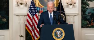 biden-2024:-people-sometimes-‘forget-sh*t’