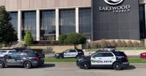 developing:-shooting-at-joel-osteen’s-houston-megachurch-–-one-dead,-two-injured-(video)