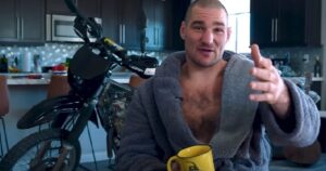 ufc-champ-sean-strickland:-‘i-feel-like-trump’s-people-are-my-people’-(video)
