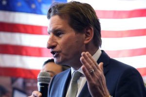 dean-phillips-lays-off-campaign-staff-but-isn’t-dropping-out-of-the-race-–-washington-examiner