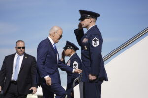 biden’s-precautions-boarding-air-force-one-raise-questions-–-washington-examiner