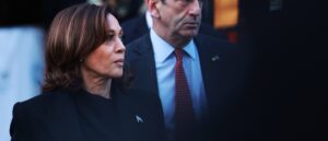kamala-harris-reportedly-thinks-she-can-single-handedly-save-the-biden-campaign