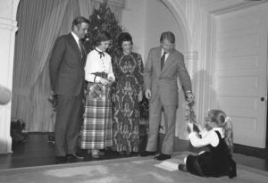 new-white-house-christmas-ornament-a-tribute-to-jimmy-carter-–-washington-examiner