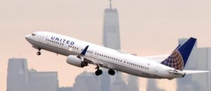 bomb-threat:-united-airlines-flight-diverted-after-suspicious-note-found-in-lavatory:-report