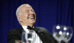 laughing-matter:-biden-tries-humor-to-deflect-age-concerns-–-washington-examiner